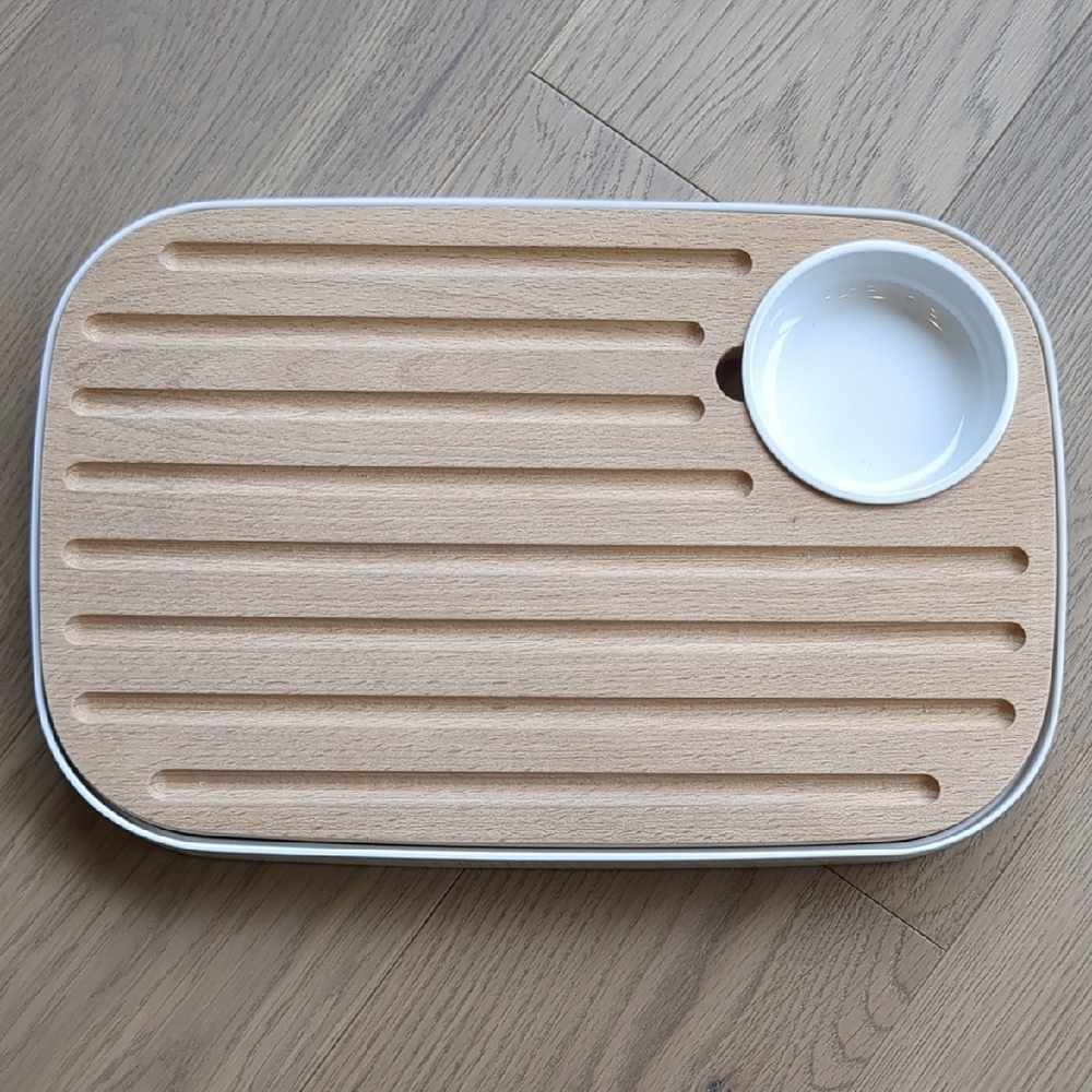 Joseph Joseph Slice and Serve Board